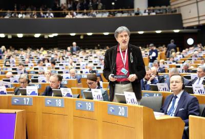 Comitato Regioni: a Bruxelles Marsilio si confronta con i Commissari europei Fitto e Tzitzikōstas