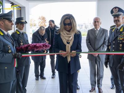 Inaugurata la nuova caserma sede della Sezione Aerea della Guardia di Finanza di Pescara