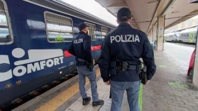 Rissa e furti in concorso , la polizia ferroviaria di Giulianova arresta tre persone 