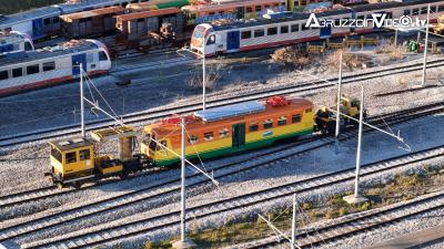 Tornano a brillare l’arancione, il verde e il giallo del Treno della Valle, un’icona del turismo ferroviario italiano.