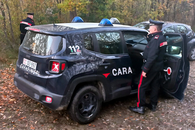 L’Aquila, scovato dal drone dei Carabinieri un bivacco nel bosco, covo di spaccio di eroina 