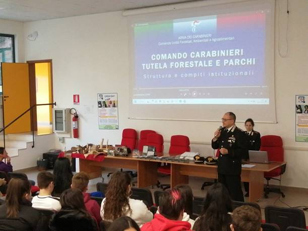 Montesilvano, presentato il calendario Cites 2023 dell’Arma dei Carabinieri