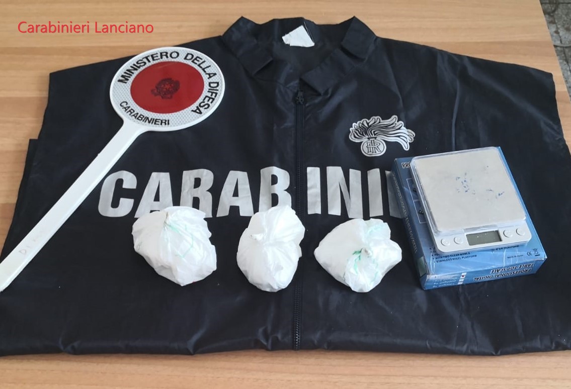 Cocaina e bilancino in garage. I Carabinieri di Lanciano arrestano un 54 enne del luogo