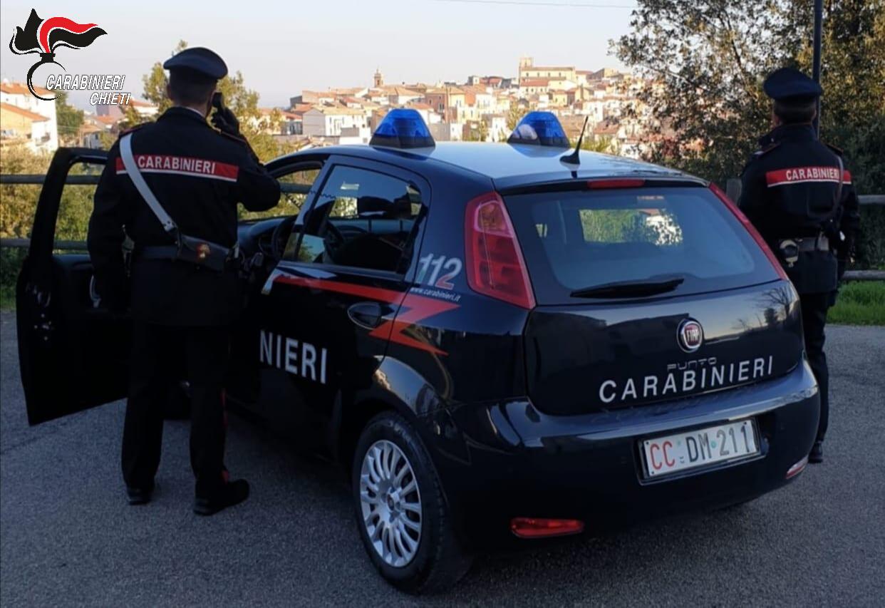 Chieti, movida violenta, eseguite dai carabinieri misure cautelari per tre giovani