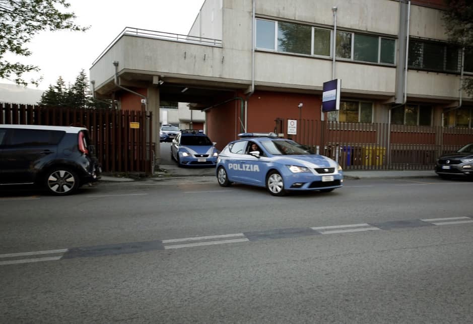 L'Aquila, finisce in carcere per furto di carburante