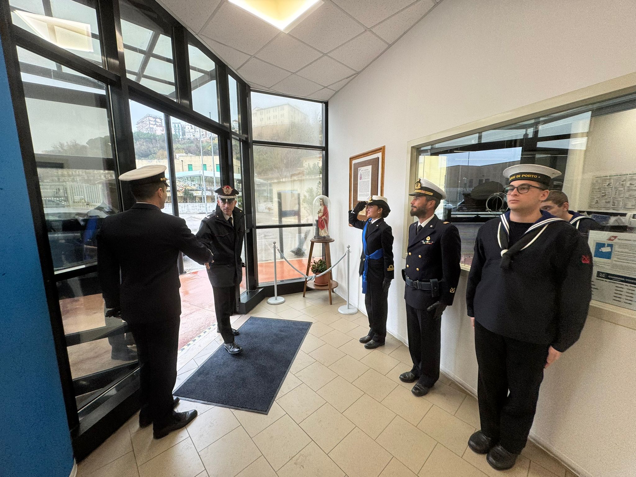 Comandante del CNA Carabinieri in visita alla Capitaneria di porto di Ortona