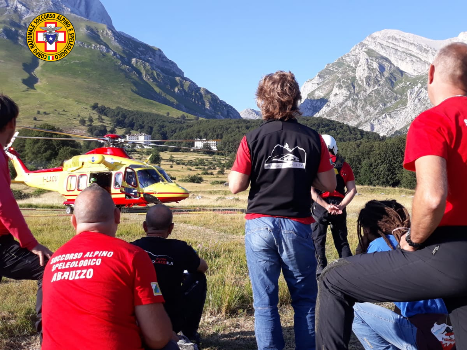 Recuperati stamattina due alpinisti romani dopo una notte appesi in parete sul Gran Sasso.