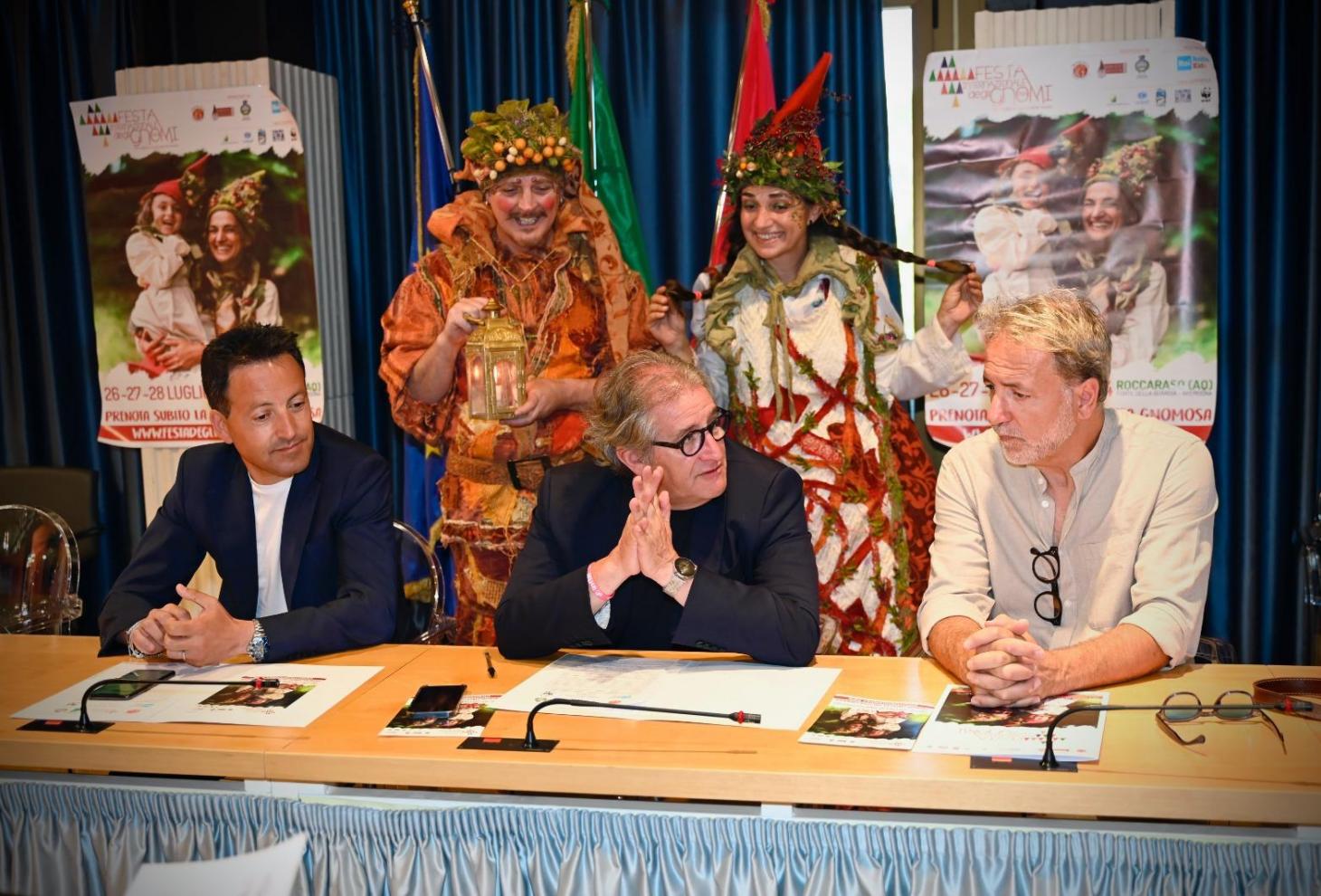 Il sottosegretario D’Amario alla presentazione della Festa internazionale degli gnomi di Roccaraso