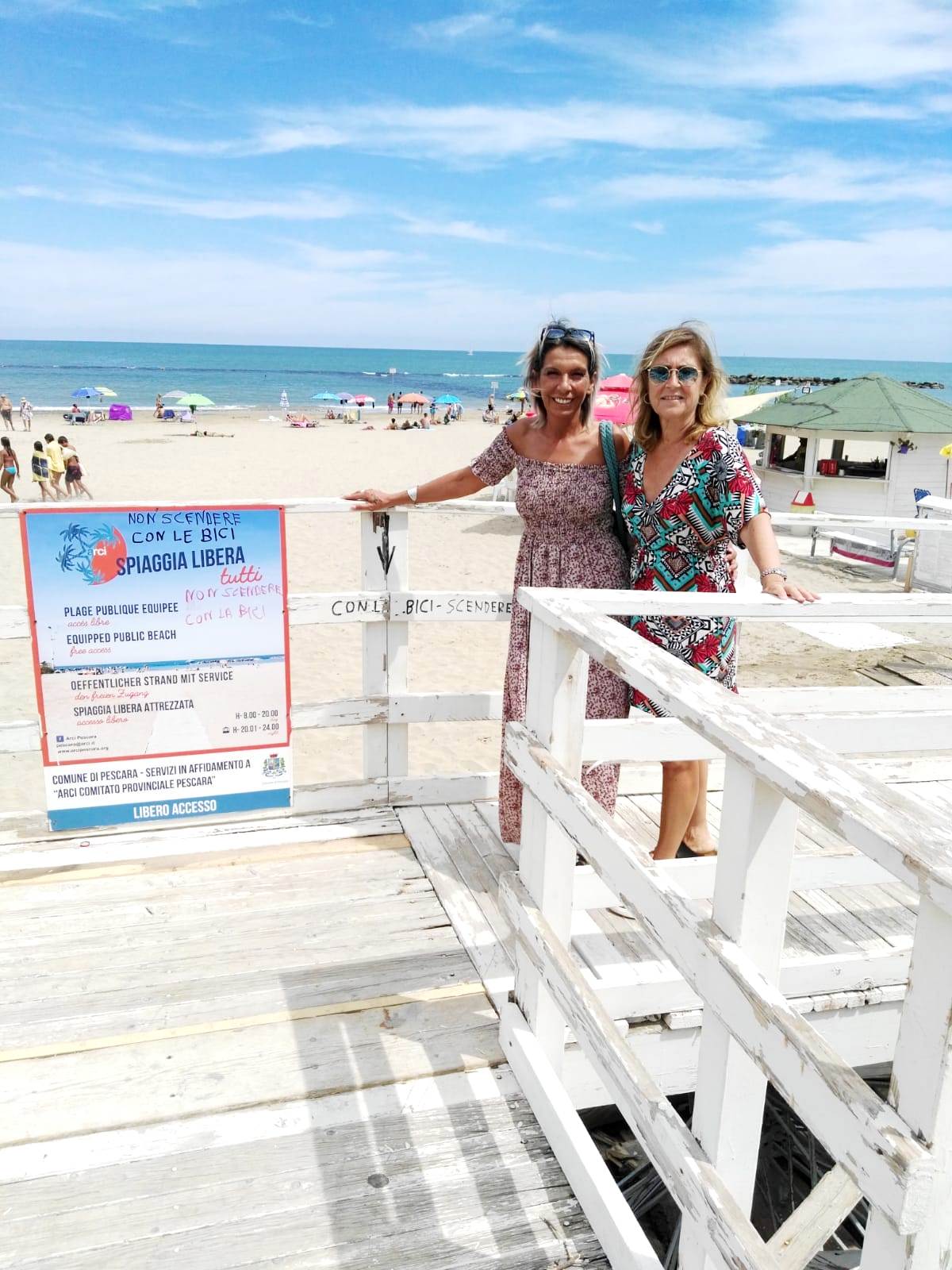 Ripristinata la passerella per i disabili  nella spiaggia libera Vallelunga