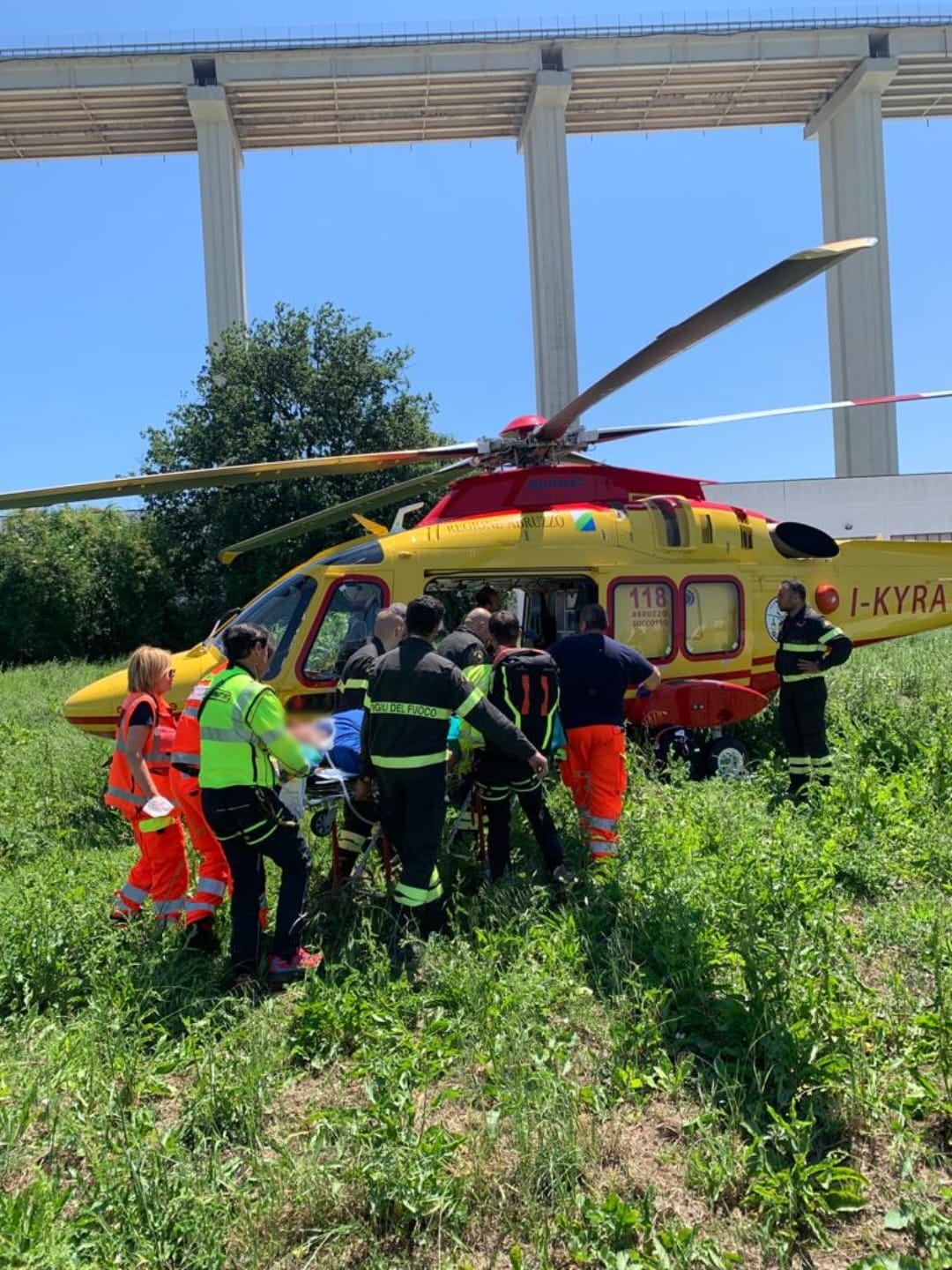 Incidente sul lavoro a Tortoreto, 61enne resta ferito, trasportato in eliambulanza in ospedale