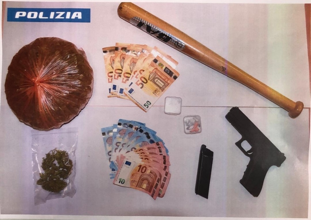 Avezzano: arrestato cittadino straniero per possesso di droga e arma contraffatta