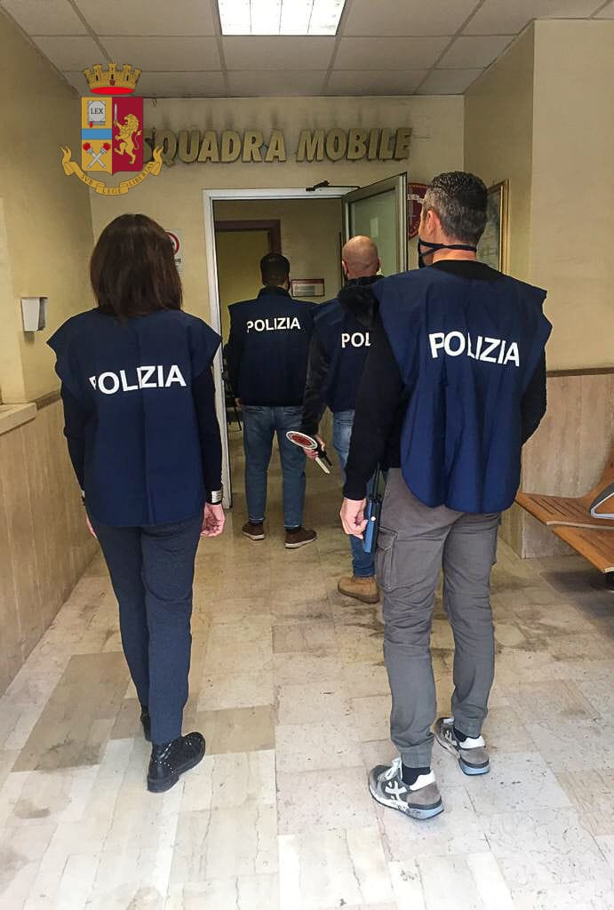 Rapina in casa una escort, arrestato dalla Polizia di Stato di Pescara un campano