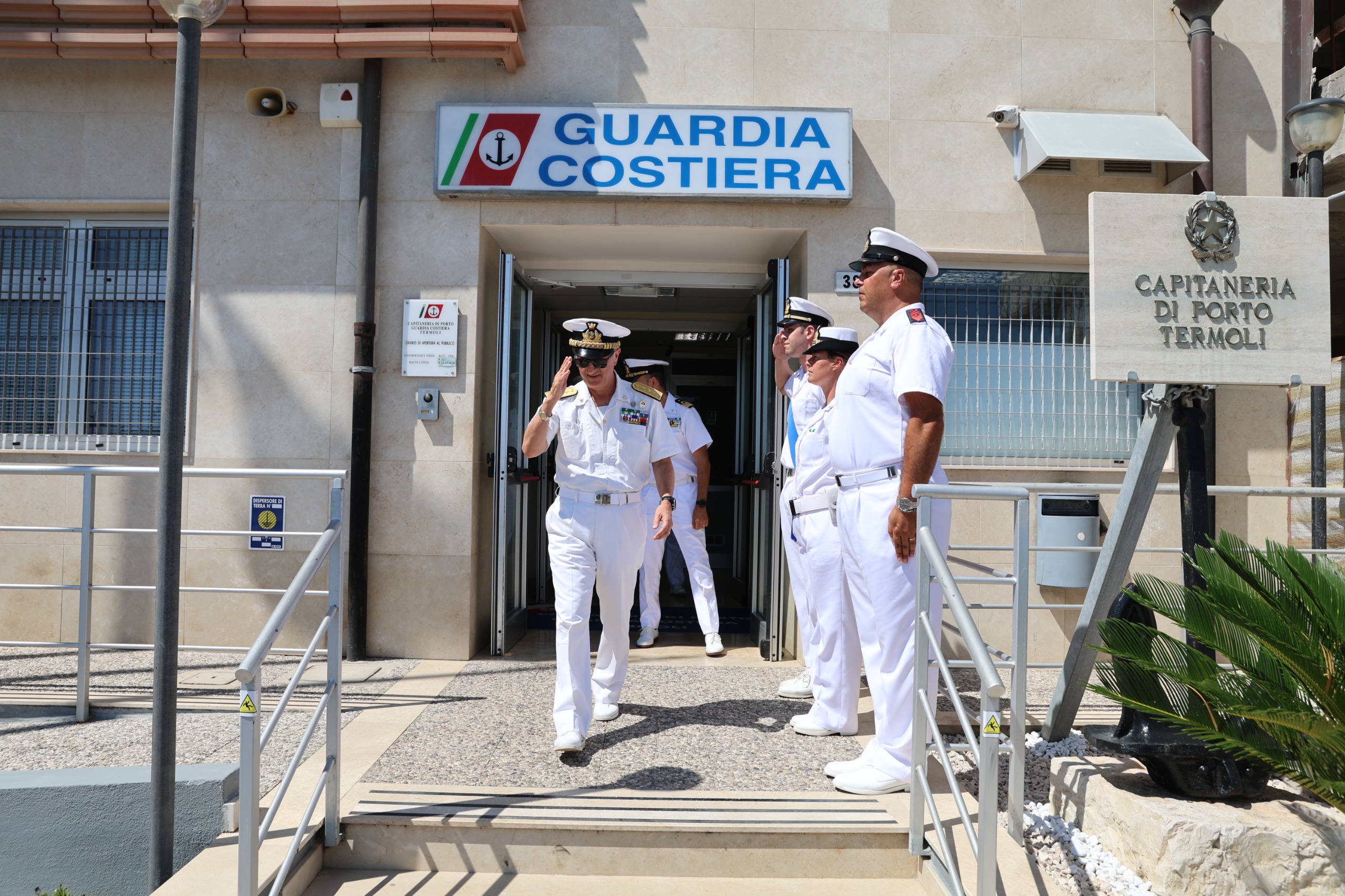 Visita Istituzionale del Comandante Generale delle Capitanerie di Porto agli Uffici della Direzione Marittima di Termoli e Vasto