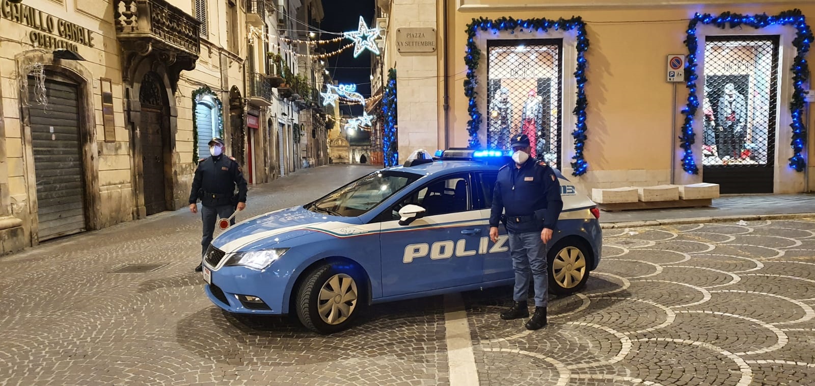 Sulmona, evade dai domiciliari per andare a bere con gli amici, arrestato dalla squadra volante