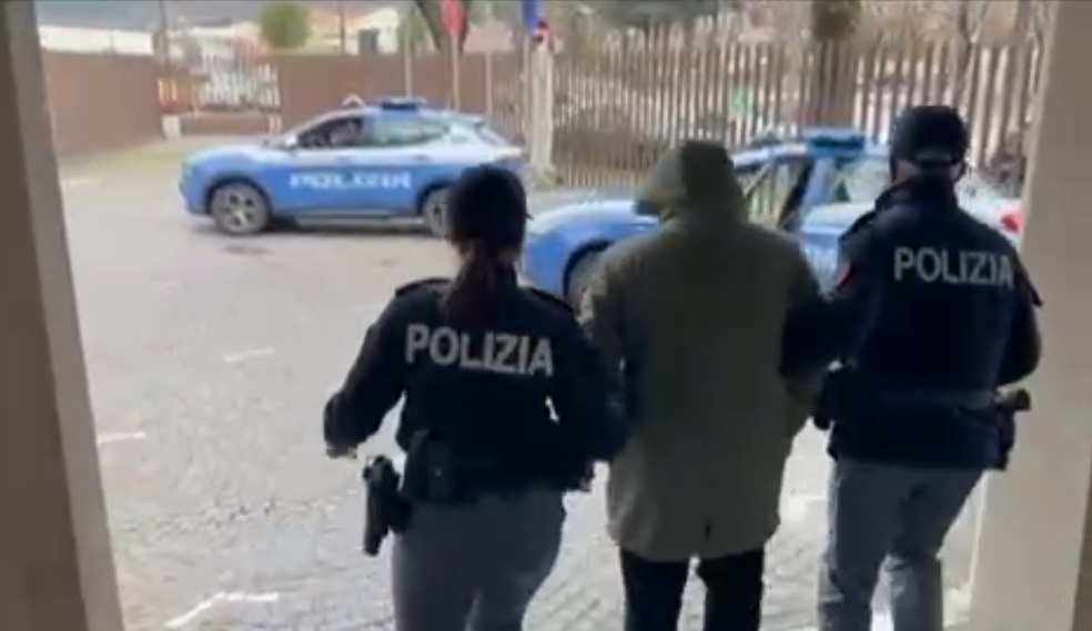 Terrorismo, arrestati dalla Polizia tre palestinesi pianificatori di attentati suicidari