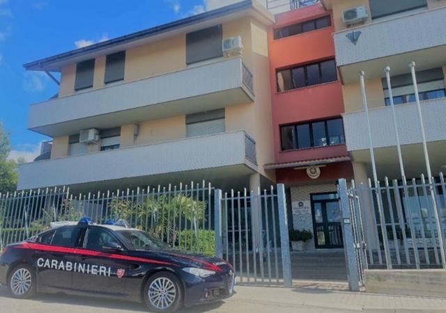 Penne, evade per sette volte la detenzione domiciliare, arrestato dai carabinieri