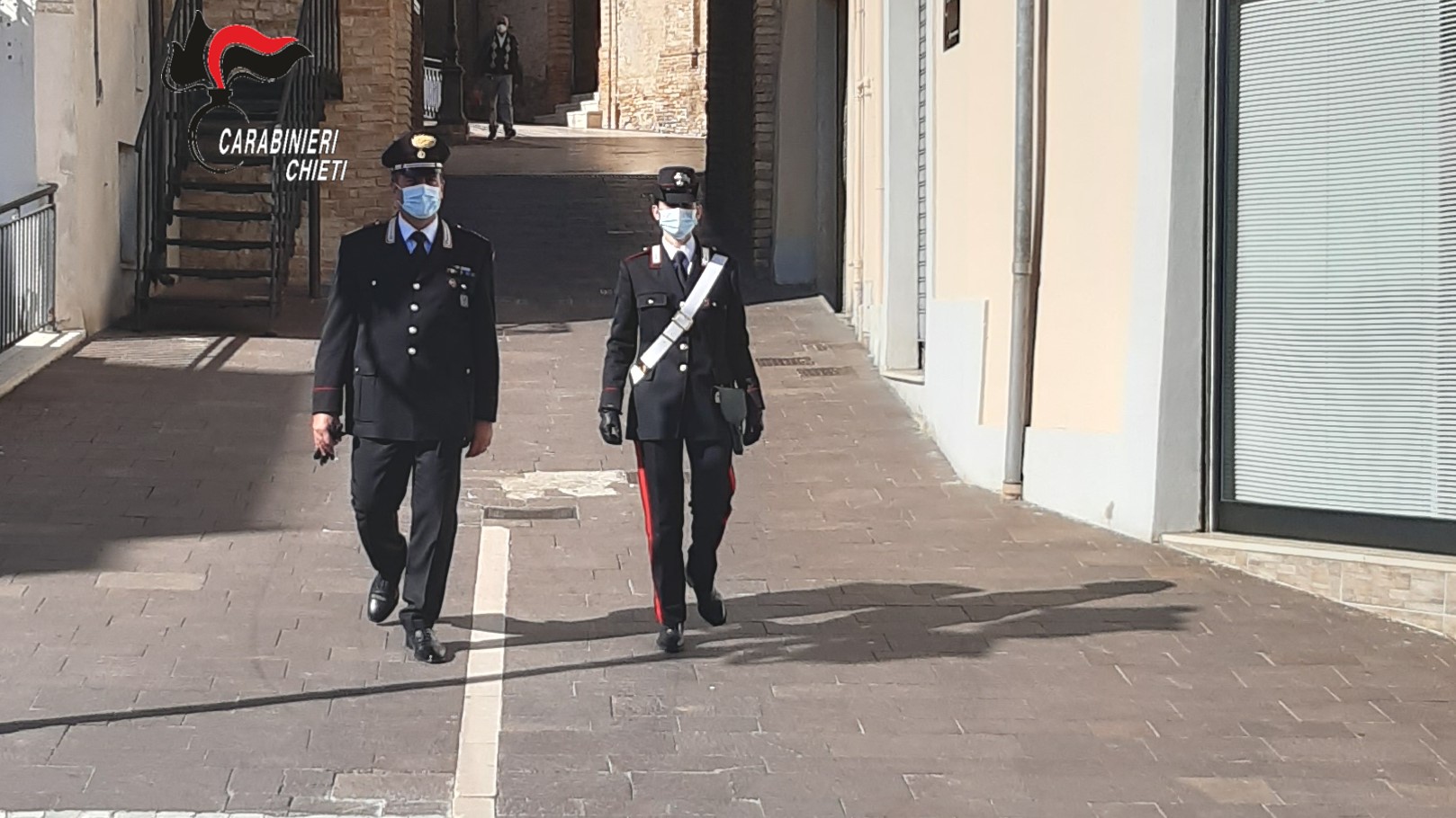 Paglieta, evade gli arresti domiciliari per andare in banca, scoperto dai Carabinieri