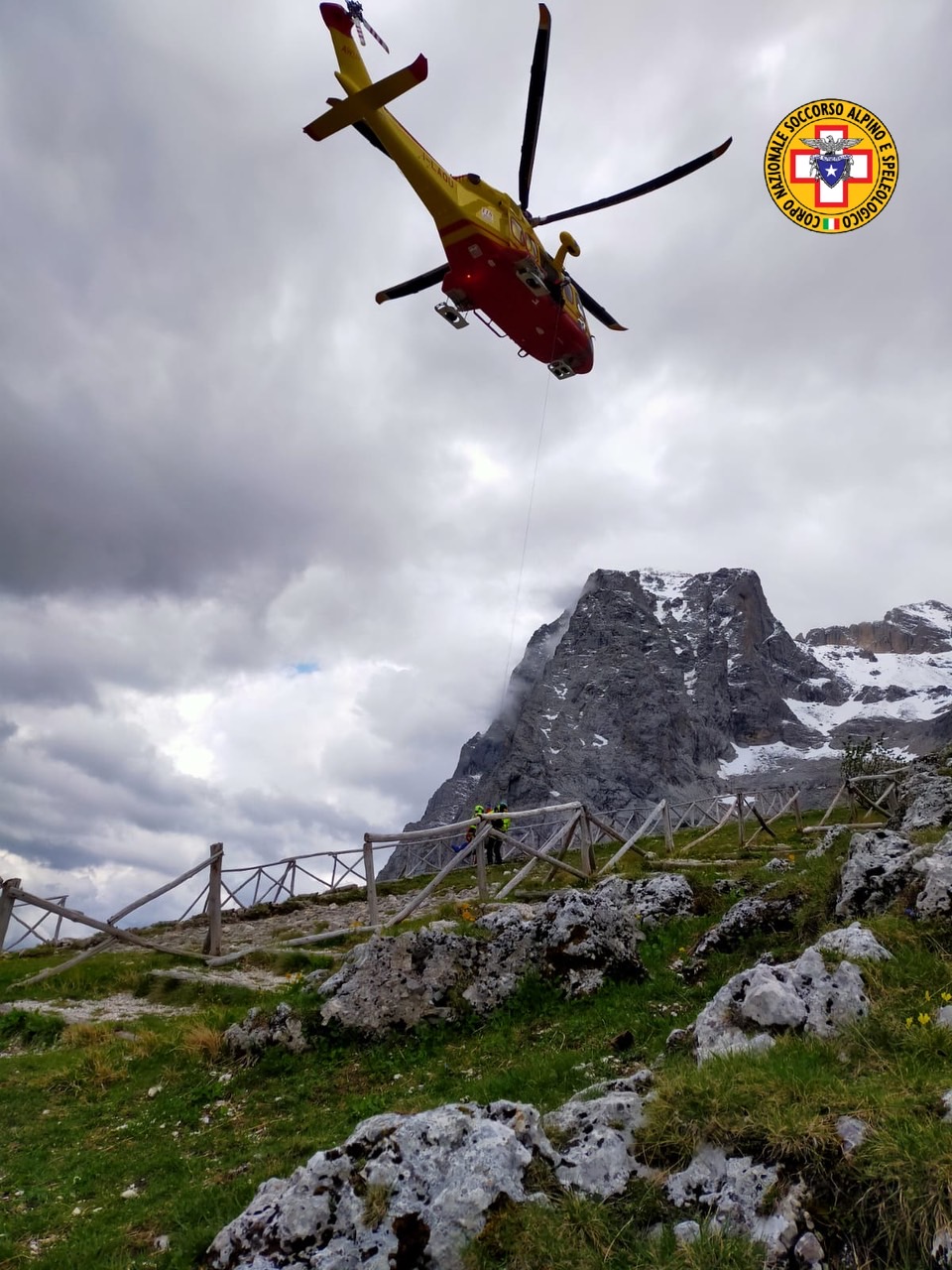 4 operazioni di soccorso per incidenti durante escursioni in montagna