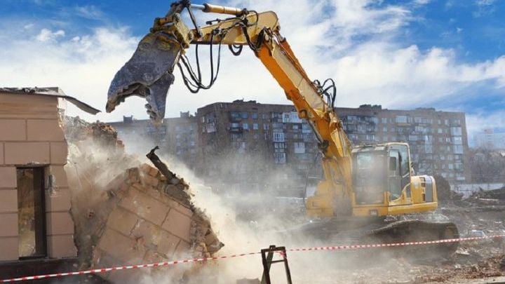 Opere abusive, il ministro Giovannini firma decreto interventi di abbattimento, interessa anche l'Abruzzo