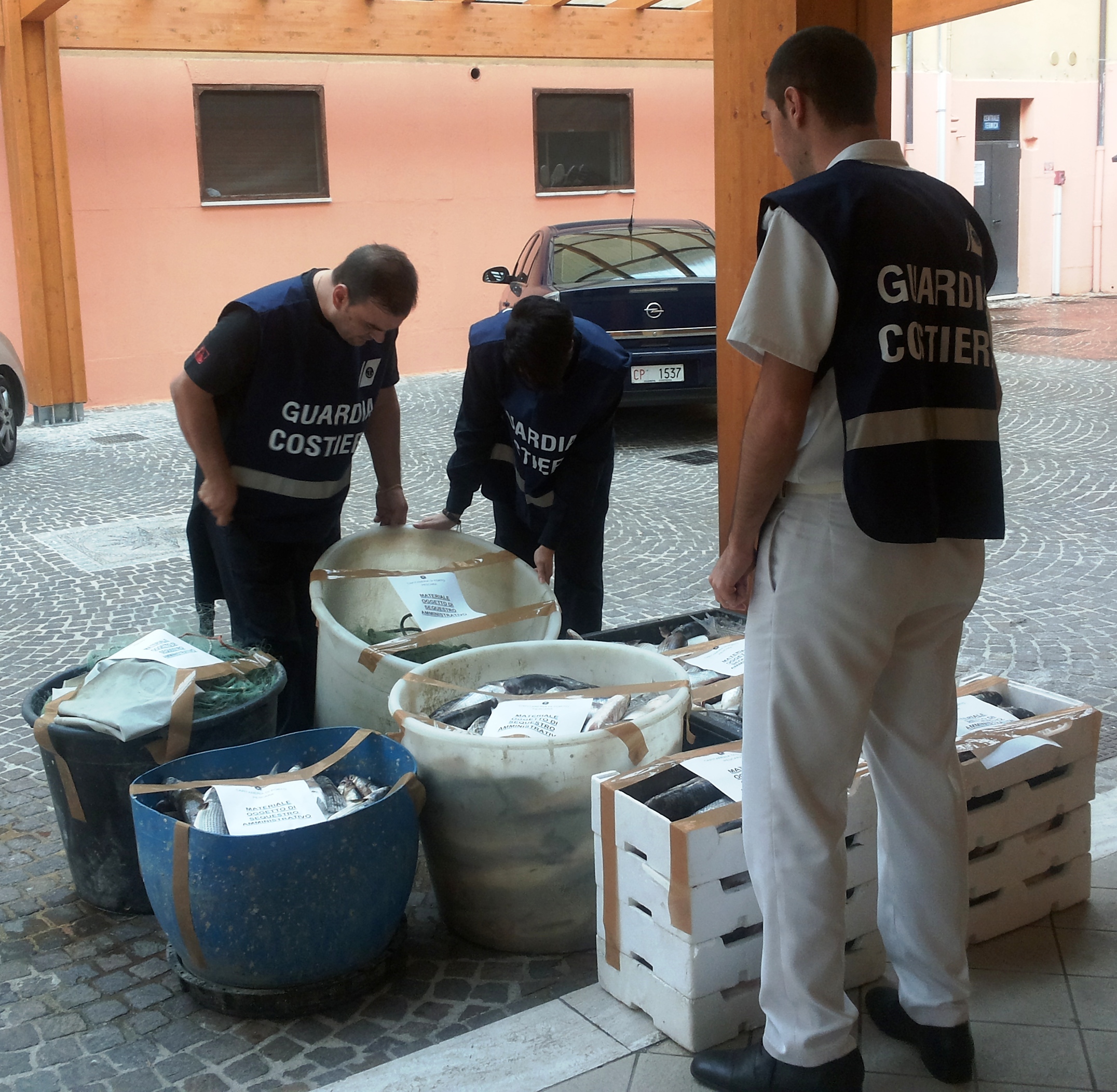 Pescara : sequestrata una ingente quantità di pescato