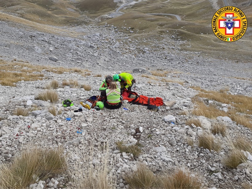 Grave un giovane escursionista romano precipitato da 50 metri a Campo Imperatore (Aq)