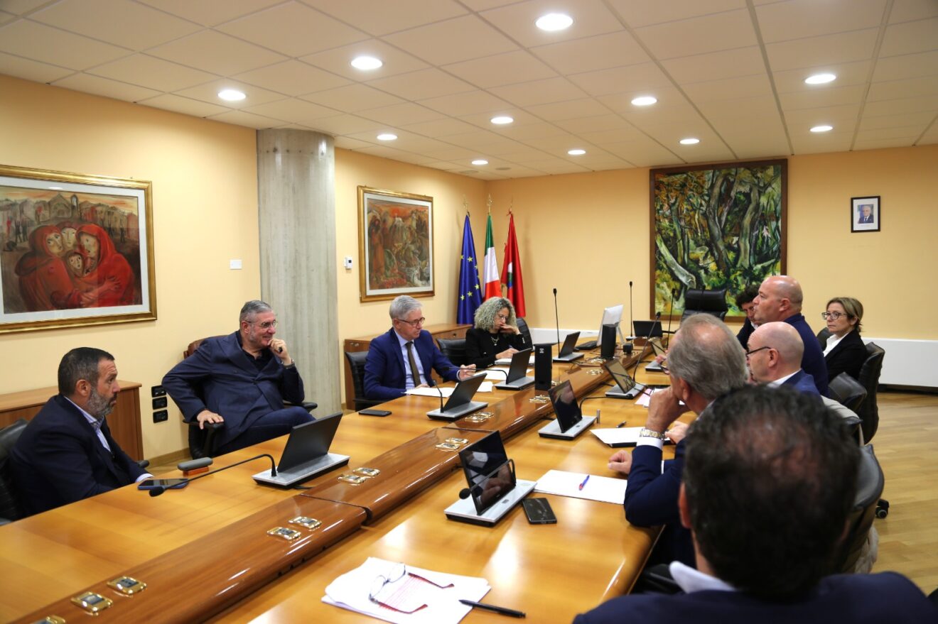 Ferrovia Pescara-Roma: strategia condivisa con i sindaci del II lotto in vista dell’incontro con RFI