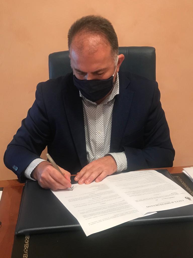 Montesilvano, il sindaco firma ordinanza di chiusura dei parchi cittadini 