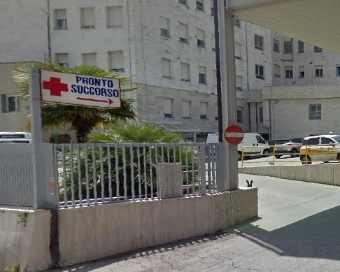 Coronavirus, caso sospetto, una 17enne in isolamento all'ospedale di Vasto