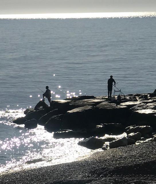 Fossacesia, recuperati in mare da un Carabiniere due pescatori caduti in acqua e trascinati a largo dalla corrente