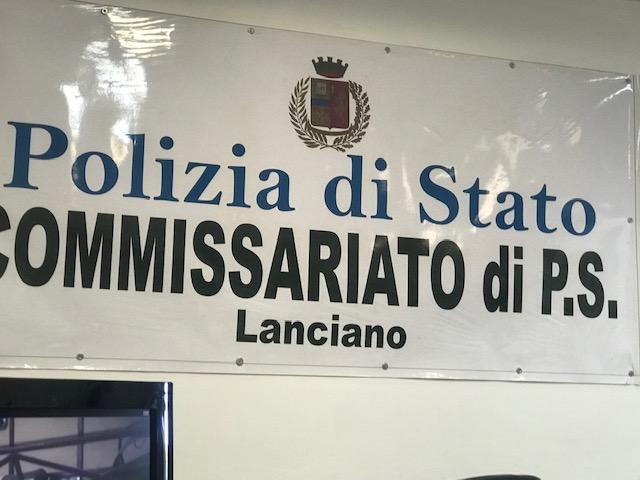 Lanciano, collaboratrice scolastica arrestata dalla Polizia per estorsione