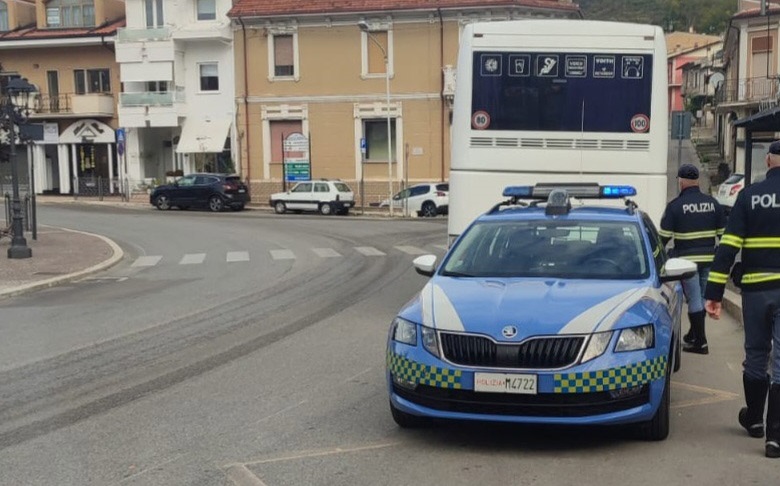 Marsica, la Polizia intensifica controlli ai pullman per le gite scolastiche