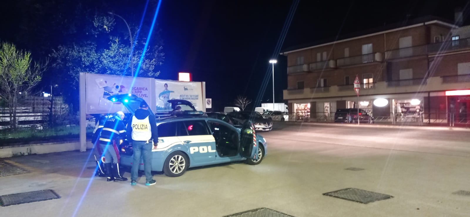 Controlli a Sulmona e Popoli della Polizia Stradale per il contrasto della guida in stato di ebbrezza, quattro patenti ritirate.