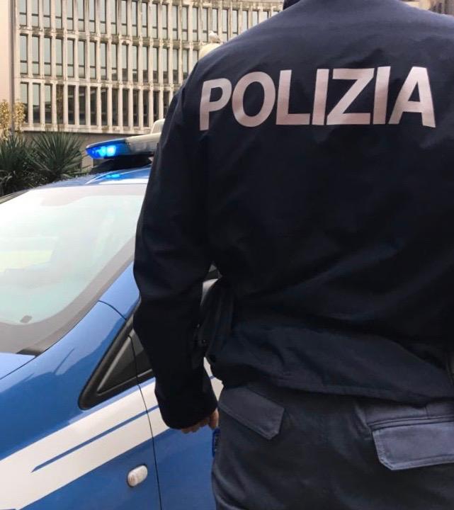 Pescara, compiono furto in abitazione ma vengono seguite dalla vittima che allerta la polizia, in manette due donne rom